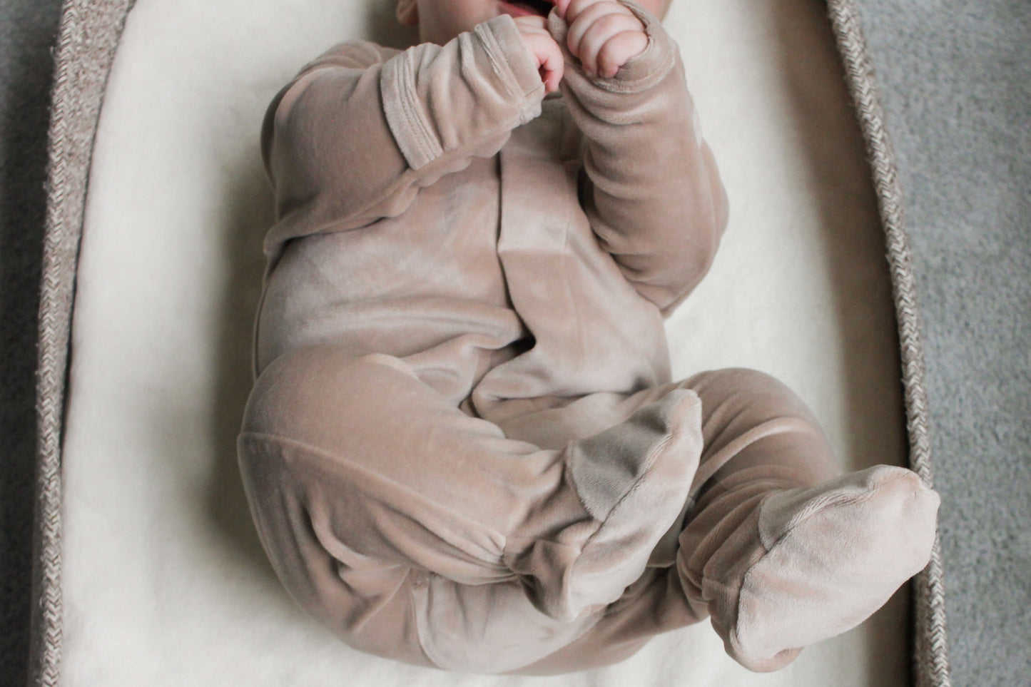 Fleece Footie Baby Pajamas - Quick Magnetic Fastener Sleeper (0-24 Months)